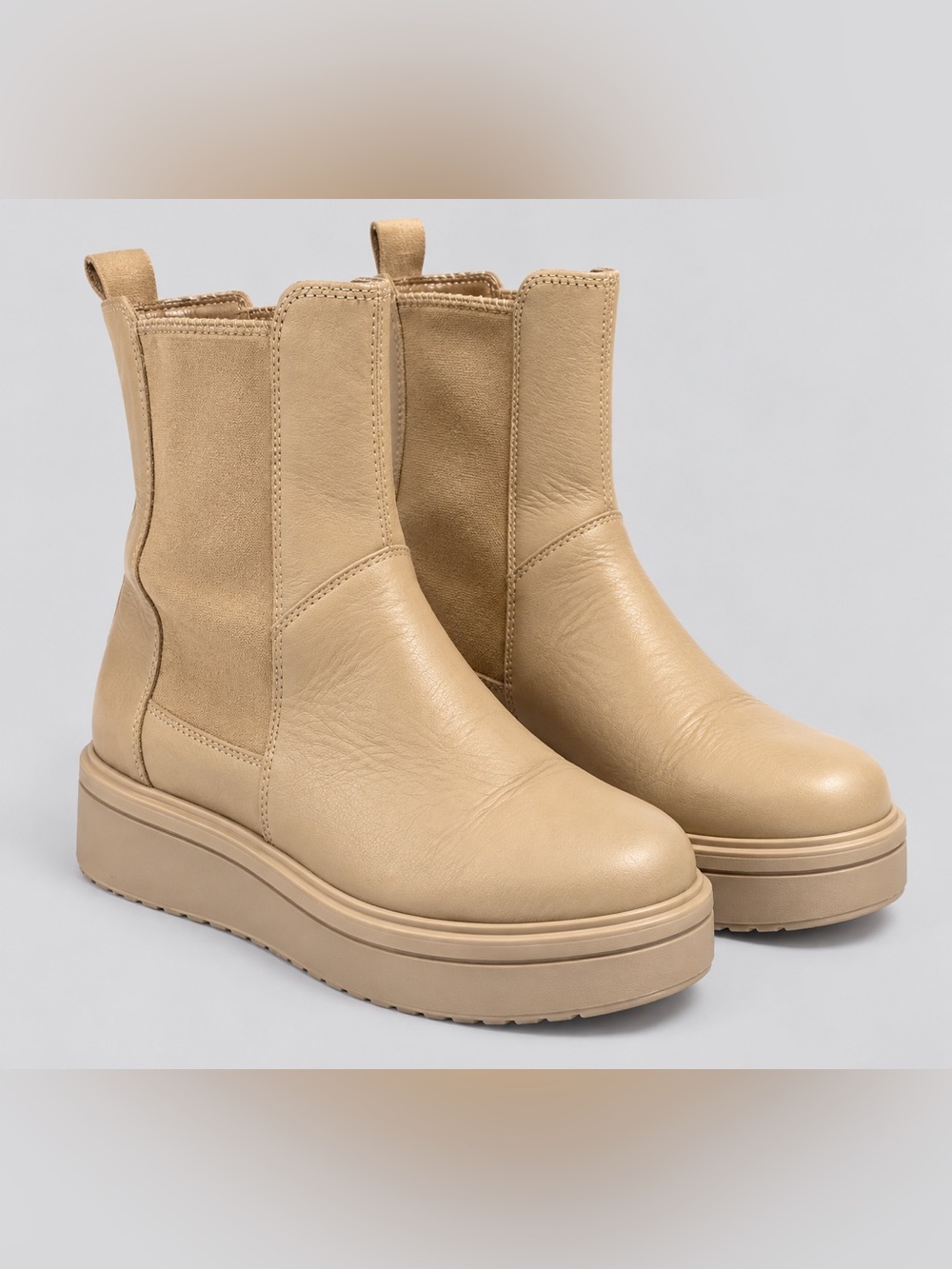 Steve Madden Clarisa Platform Chelsea Boots 9.5 Leather Chunky